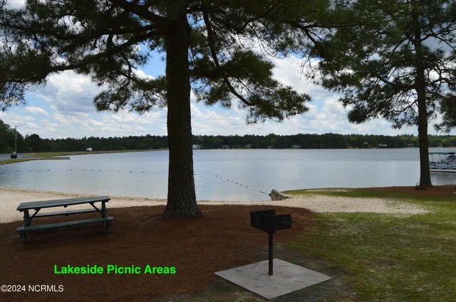 $2,100 | 221 Firetree Lane, West End, NC 27376