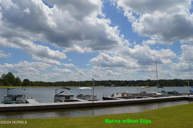 $2,100 | 221 Firetree Lane, West End, NC 27376