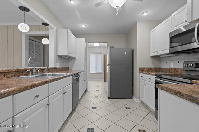 $2,100 | 221 Firetree Lane, West End, NC 27376