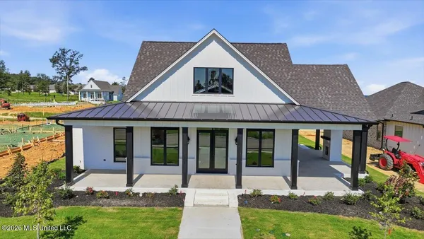 $647,220 | 1017 Crepe Myrtle Drive, Brandon, MS 39047