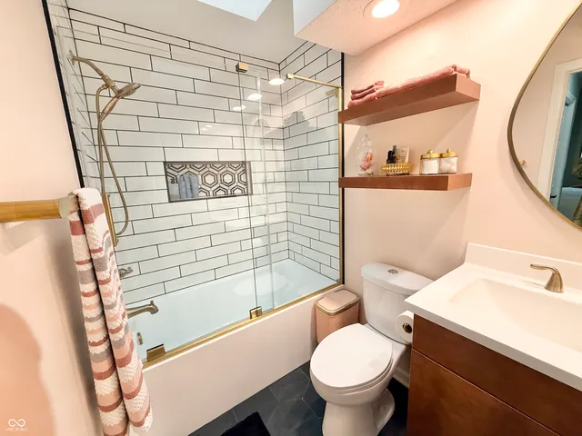 $429,900 | 707 Carya Square, Columbus, IN 47201