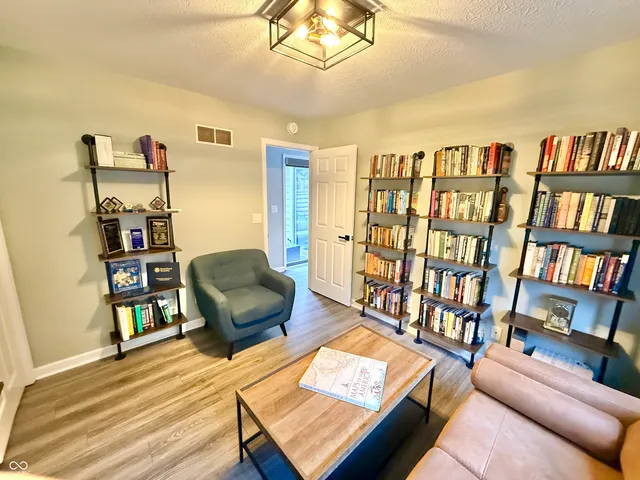 $429,900 | 707 Carya Square, Columbus, IN 47201