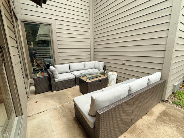 $429,900 | 707 Carya Square, Columbus, IN 47201