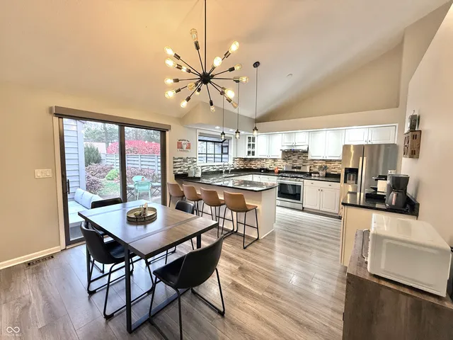 $429,900 | 707 Carya Square, Columbus, IN 47201