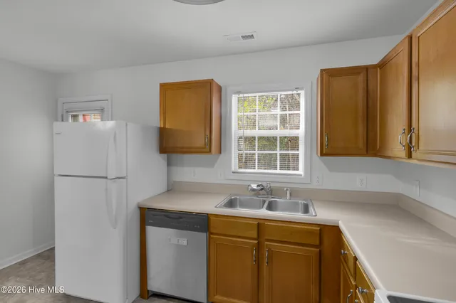 $1,450 | 100 Apache Trail, Havelock, NC 28532