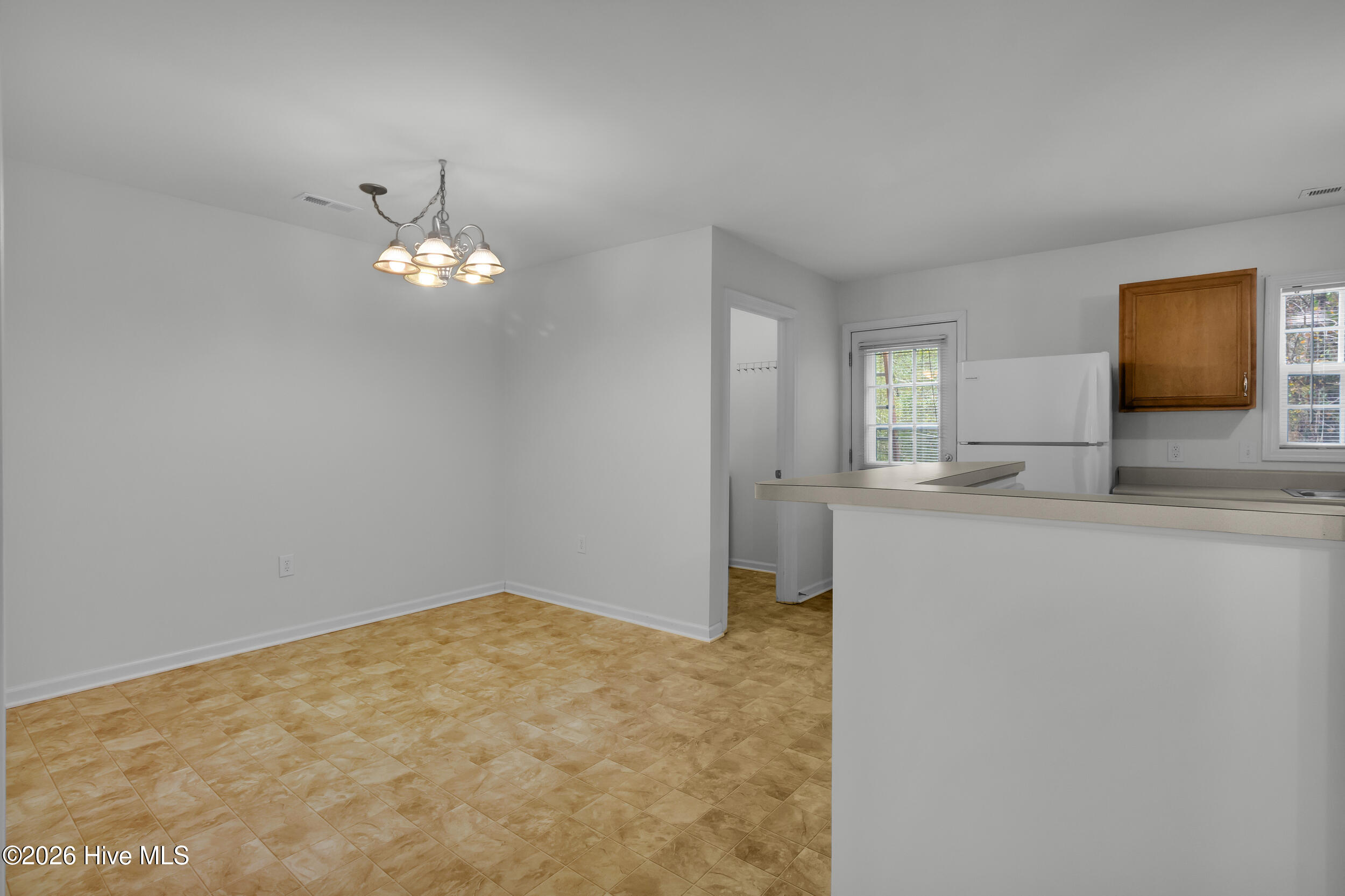 100 Apache Trail Havelock, NC 28532 - Photo 7 of 25 7_img_5641