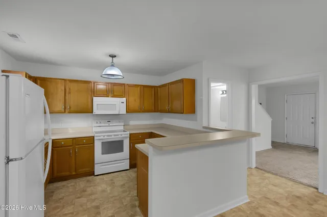 $1,450 | 100 Apache Trail, Havelock, NC 28532