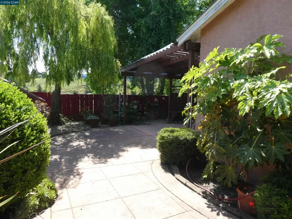 $700,000 | 2908 Sargent Avenue, San Pablo, CA 94806