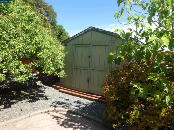 $700,000 | 2908 Sargent Avenue, San Pablo, CA 94806