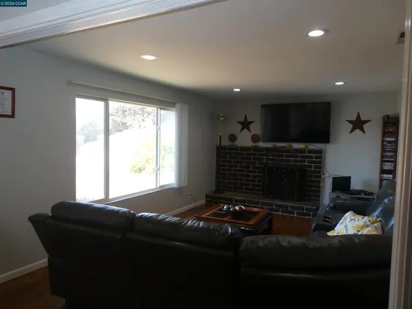 $700,000 | 2908 Sargent Avenue, San Pablo, CA 94806