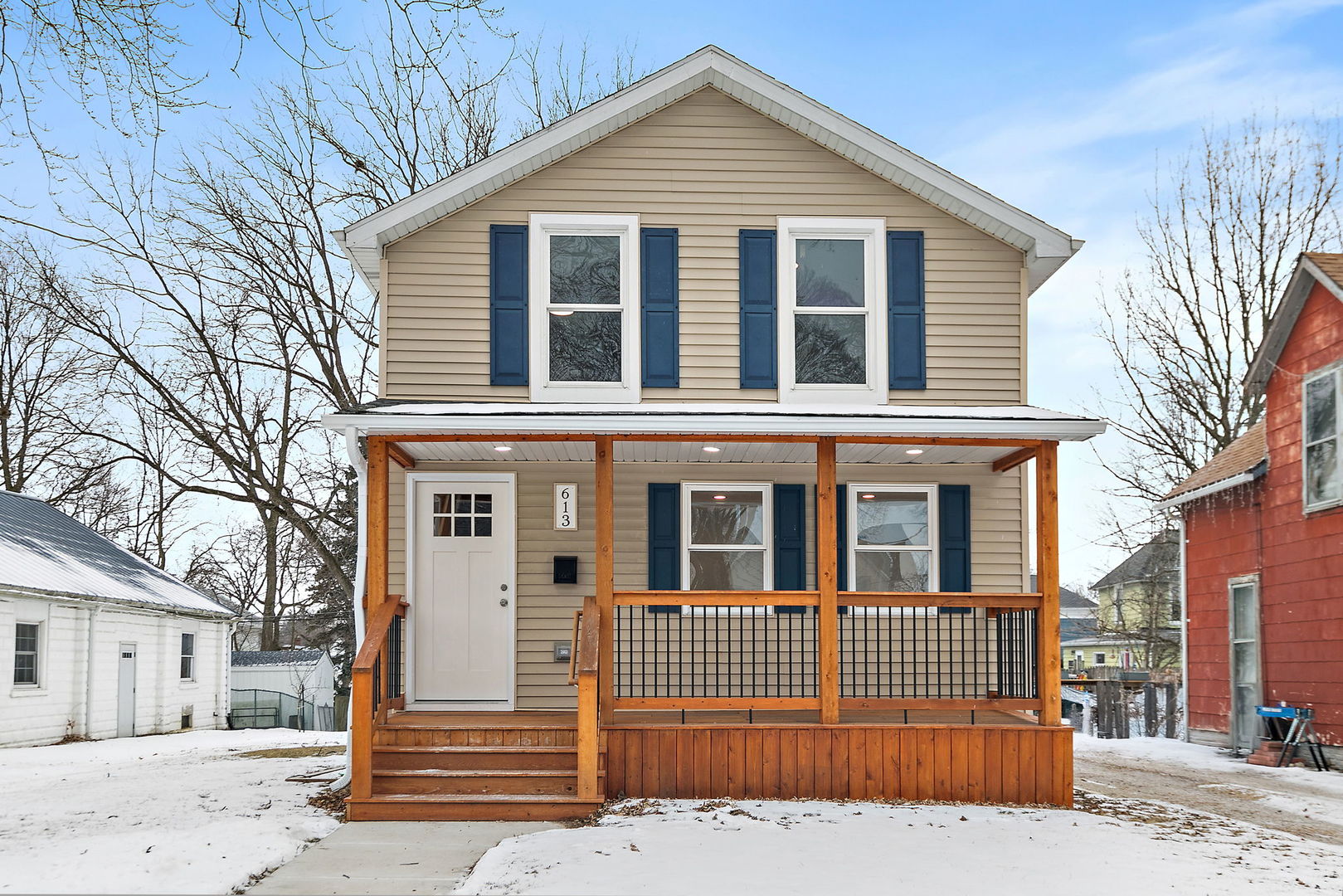 613 South 1st Street DeKalb, IL 60115 - Photo 1 of 21 a view of a house