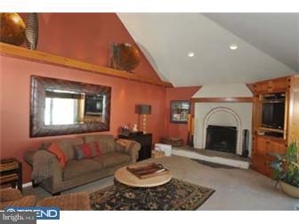 667 Thomas Jefferson Road Wayne, PA 19087 - Photo 7 of 11