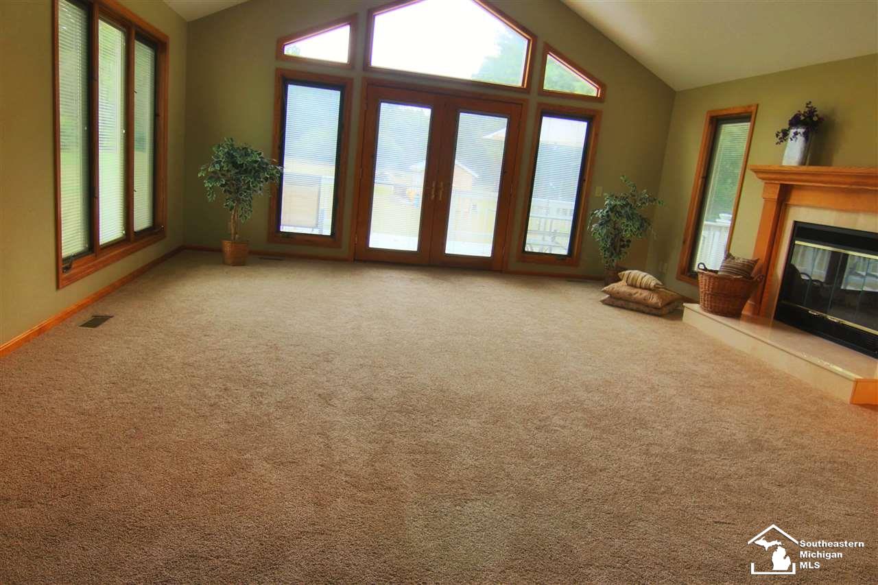 2648 Consear Road Lambertville, MI 48144 - Photo 20 of 42 Great Room