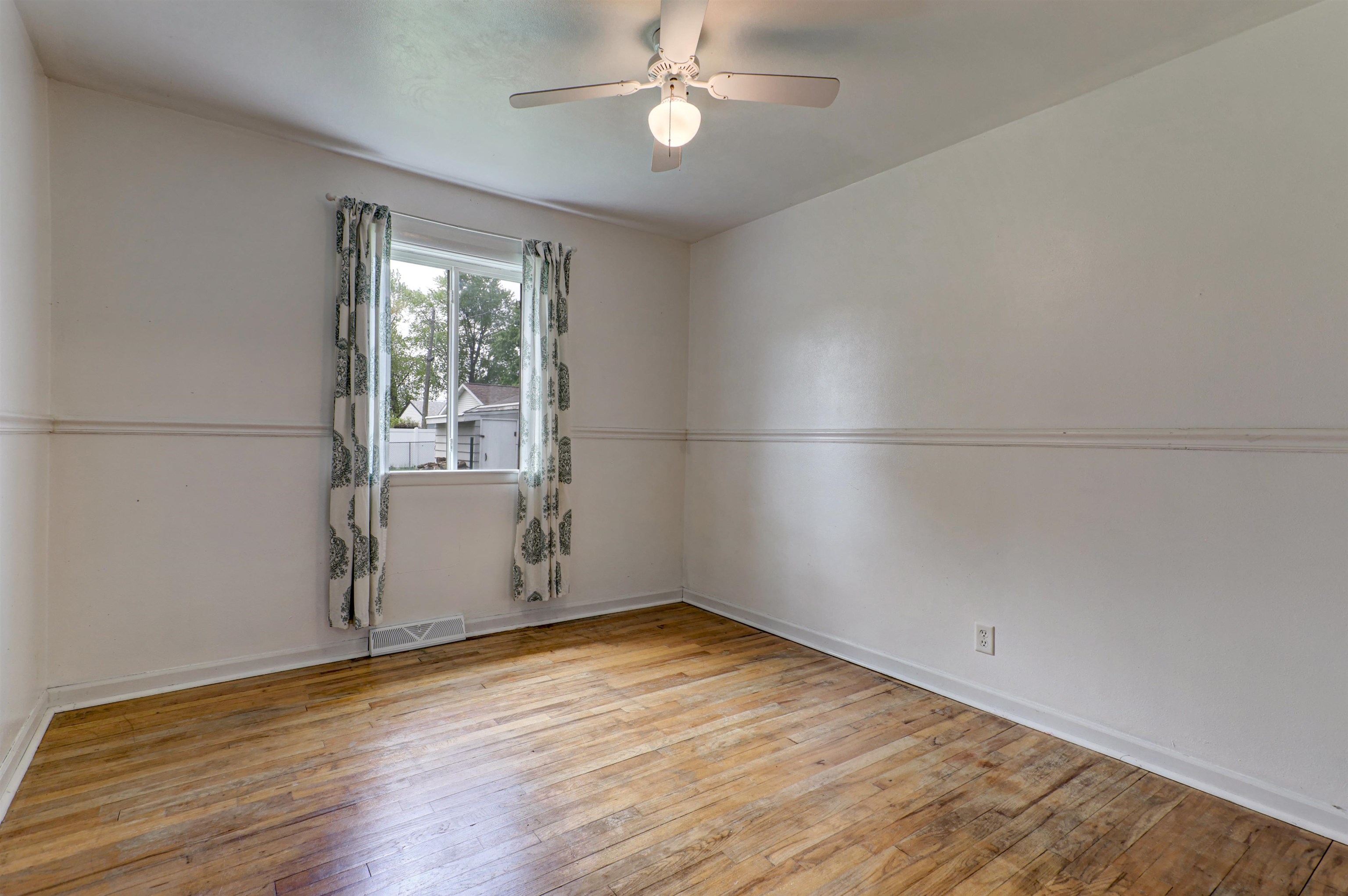 1819 West Commercial Street Appleton, WI 54914 - Photo 16 of 30