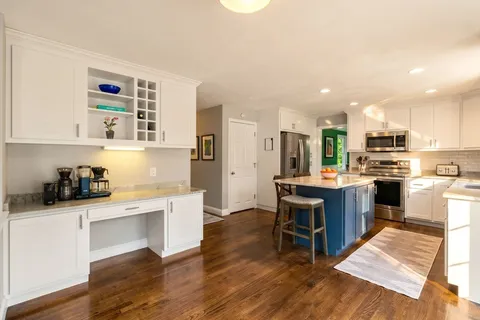$950,000 | 133 Summer Street, Medway, MA 02053