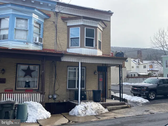 $99,995 | 623 West Arch Street, Pottsville, PA 17901