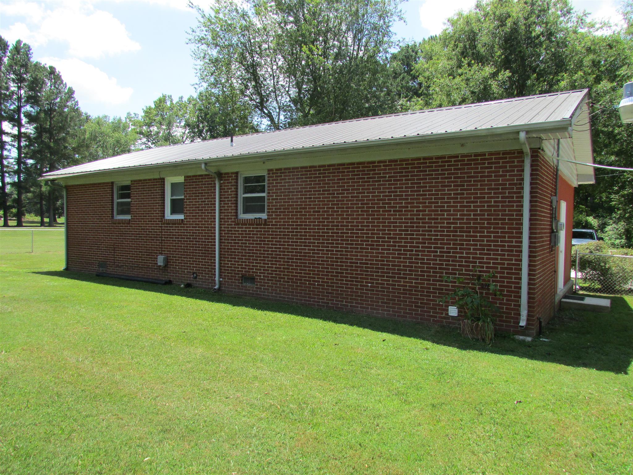 224 Gentry Road Manchester, TN 37355 - Photo 16 of 18 Gallery Image 16