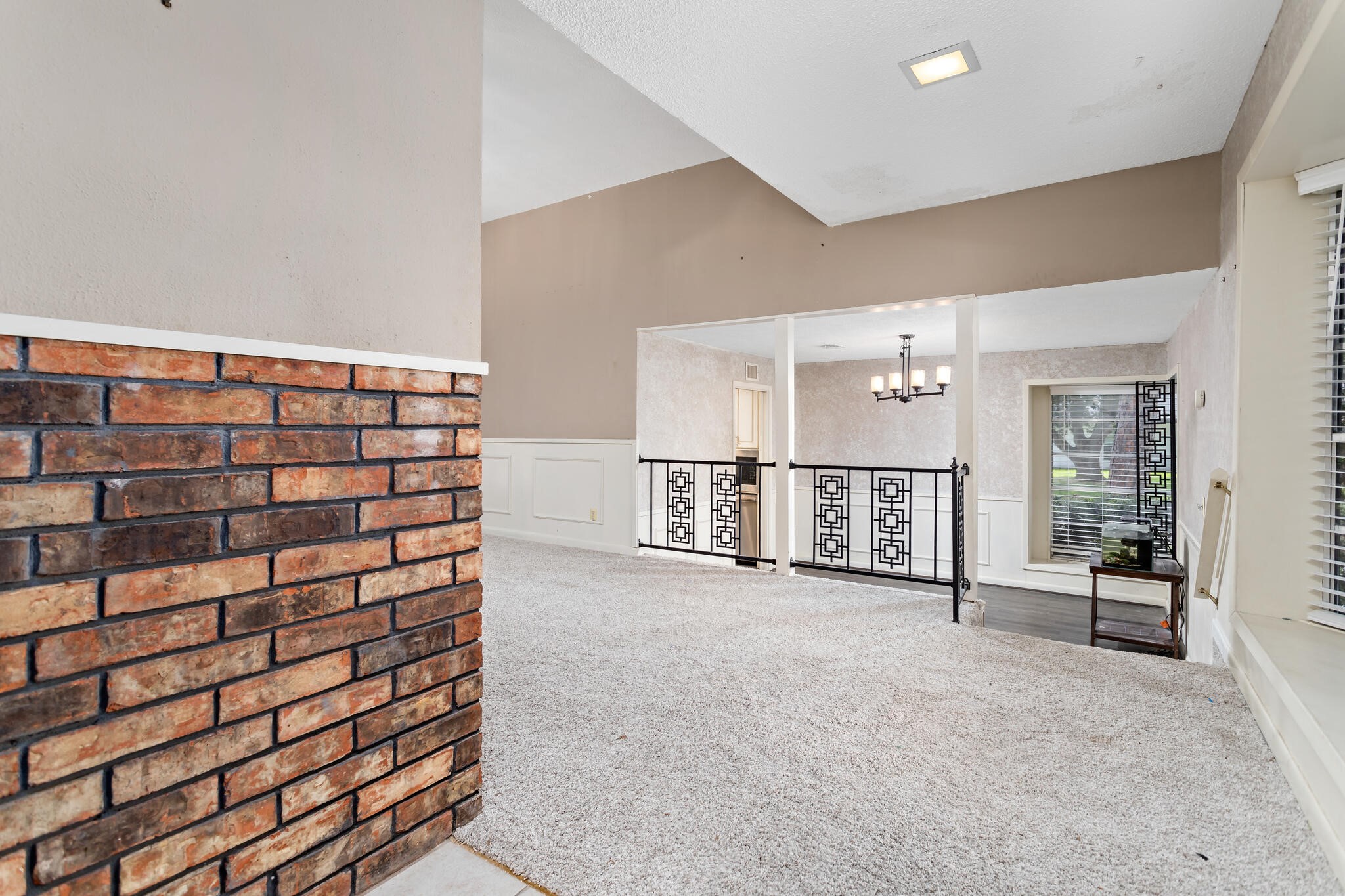 8600 Stonegate Court Port Arthur, TX 77642 - Photo 8 of 30 a view of livingroom with furniture