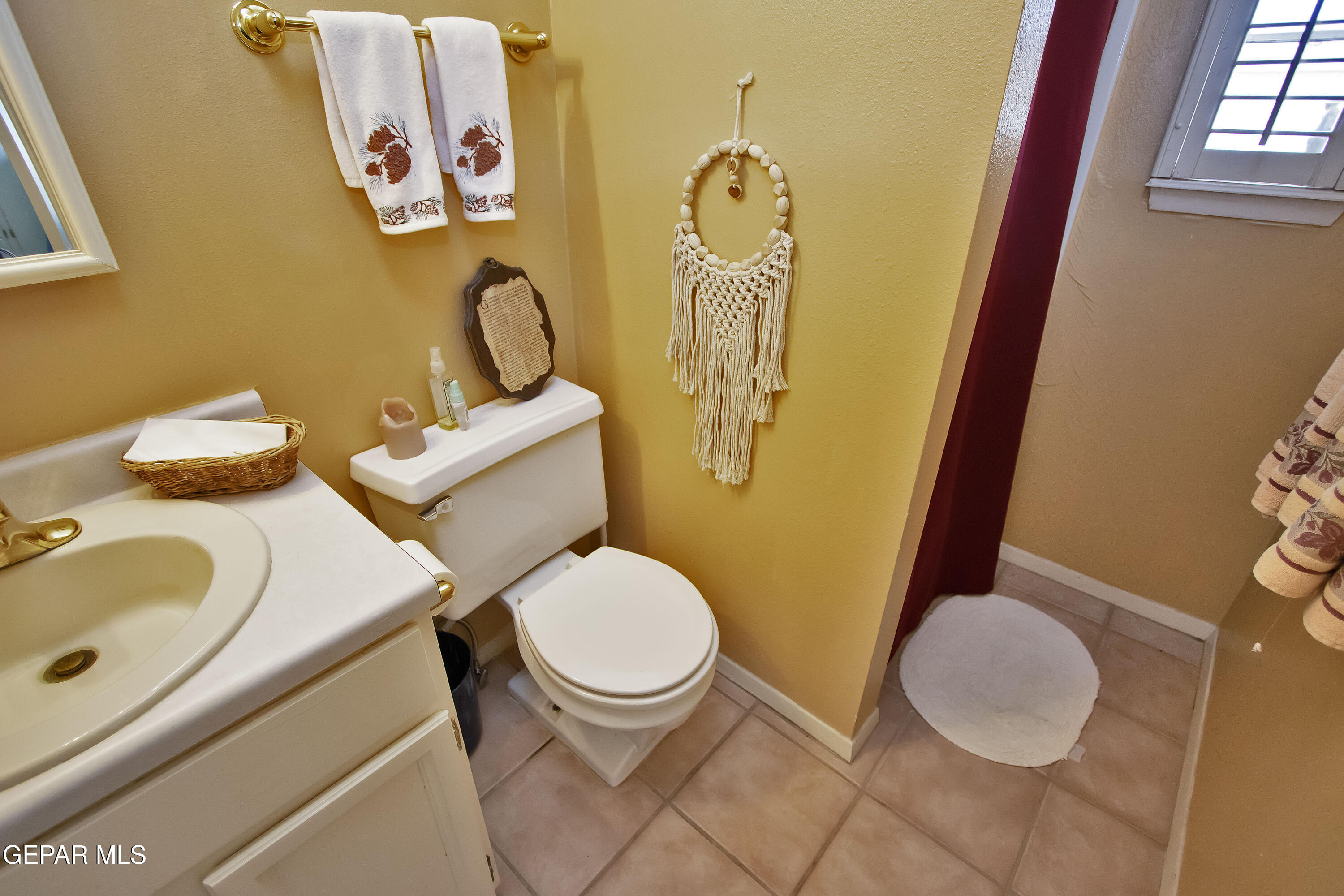 116 North Trevino Road Santa Teresa, NM 88008 - Photo 39 of 77 Bathroom