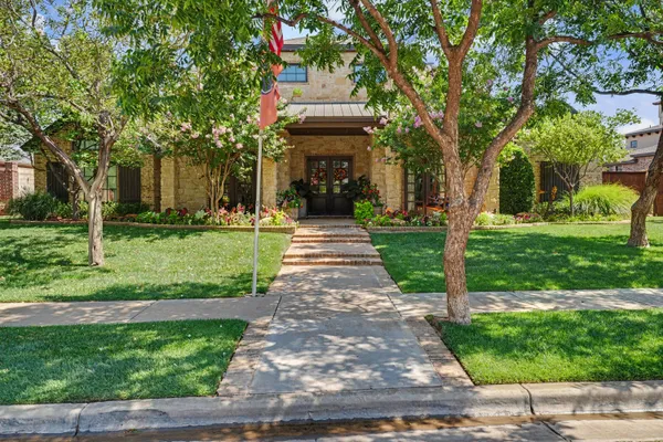 $990,000 | 3904 110th Street, Lubbock, TX 79423