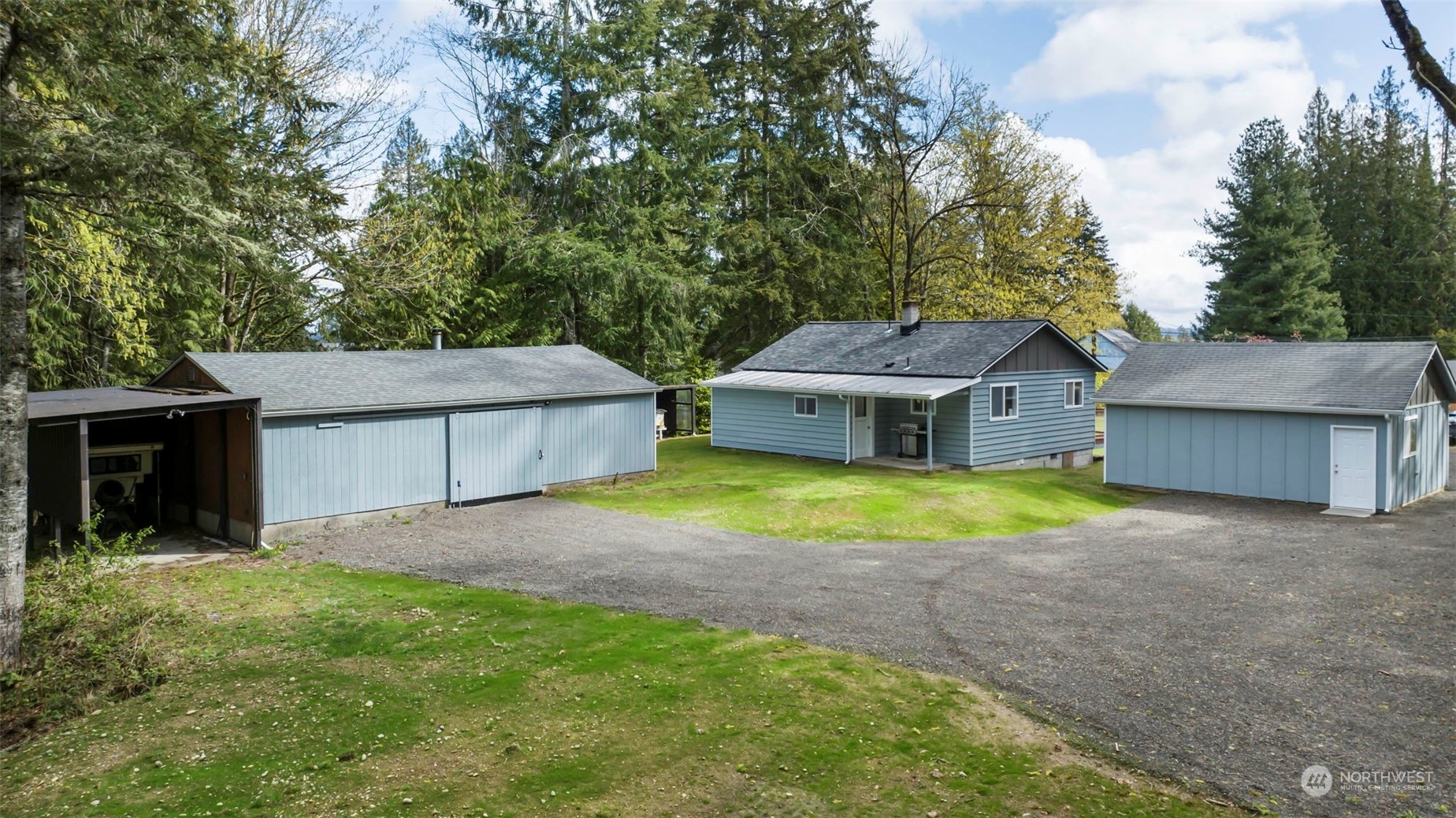 121 Sunnyhill Road West Bremerton, WA 98312 - Photo 35 of 39 Gallery Image 35