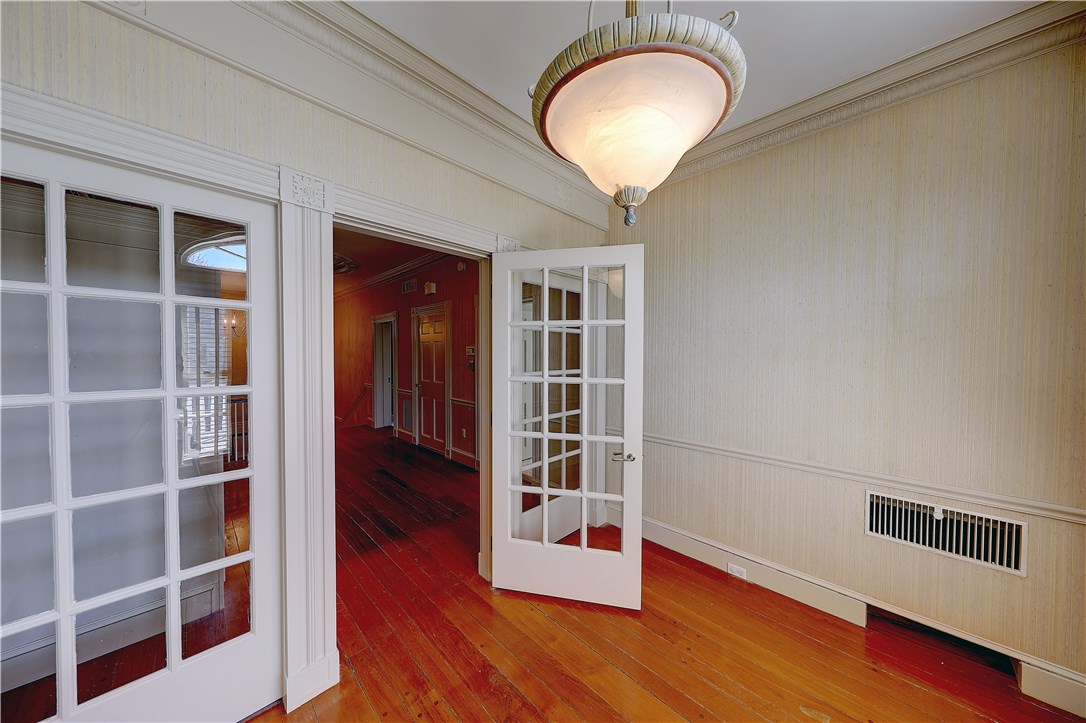 72 Manning Street, Unit 1 Providence, RI 02906 - Photo 25 of 38