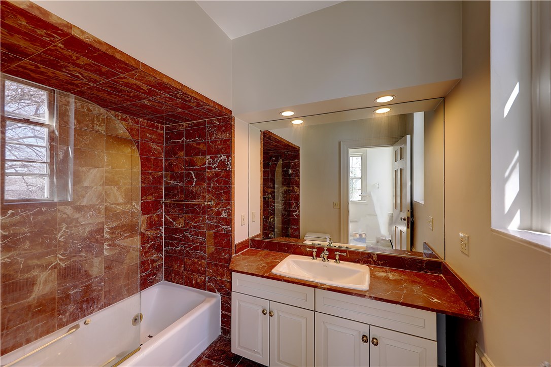 72 Manning Street, Unit 1 Providence, RI 02906 - Photo 29 of 38