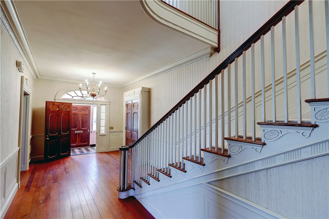 72 Manning Street, Unit 1 Providence, RI 02906 - Photo 5 of 38