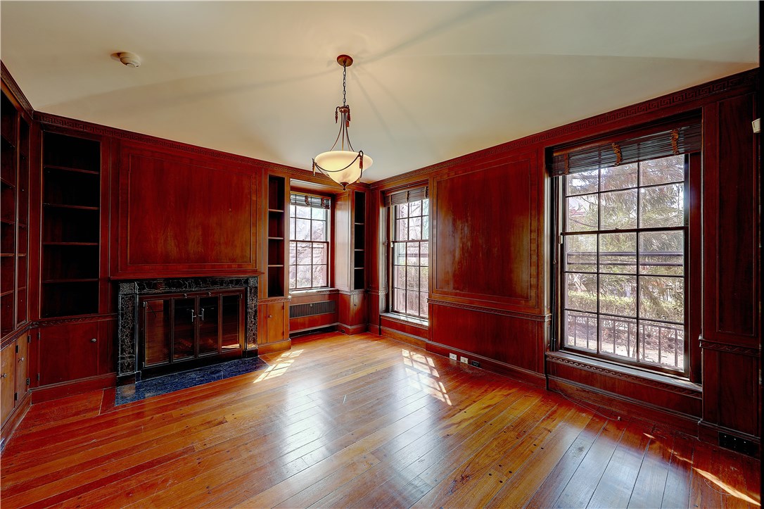 72 Manning Street, Unit 1 Providence, RI 02906 - Photo 8 of 38