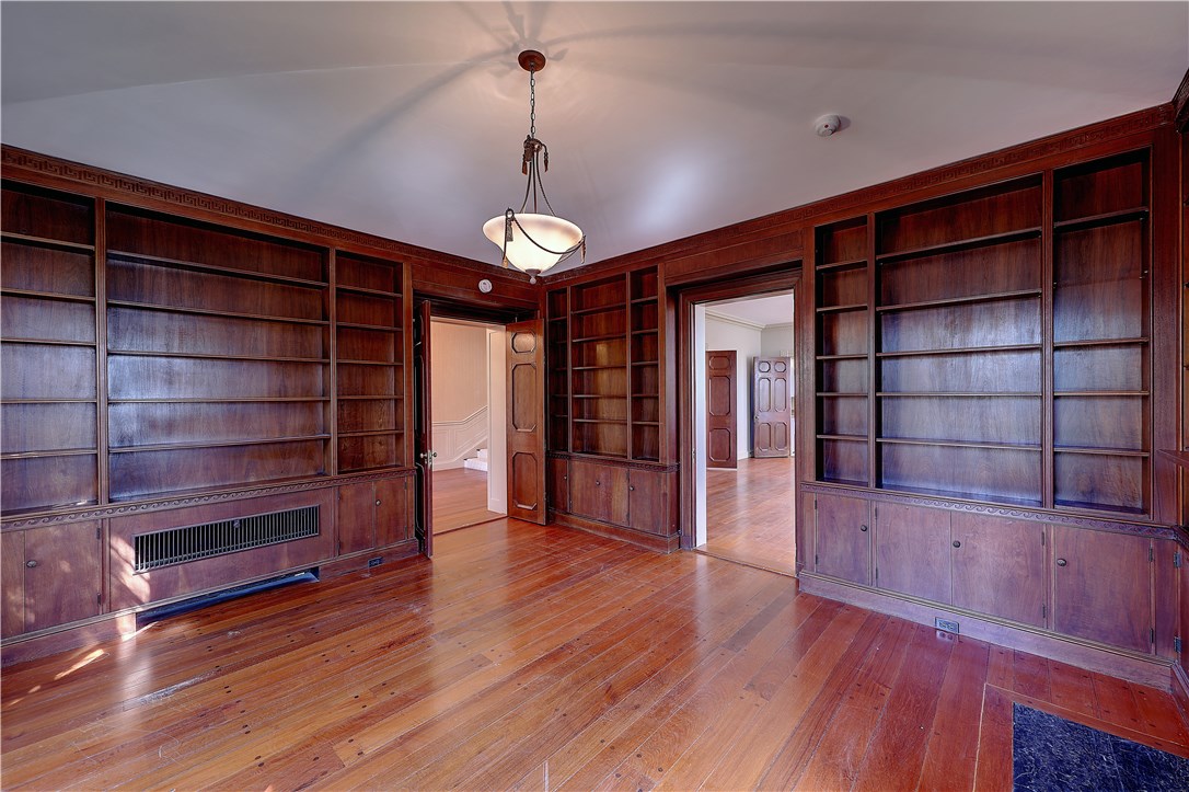 72 Manning Street, Unit 1 Providence, RI 02906 - Photo 10 of 38