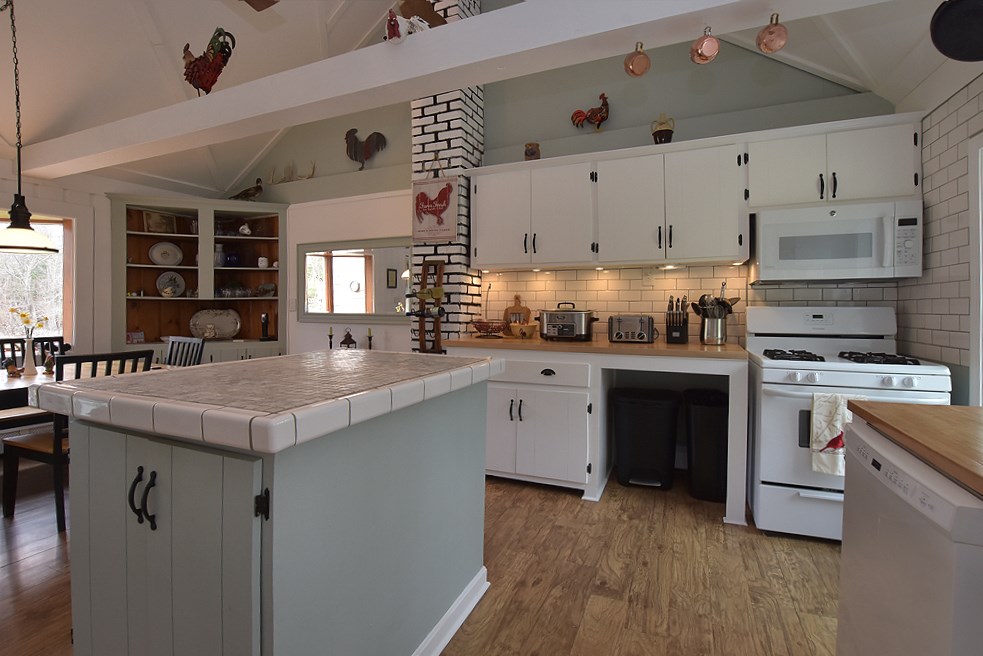 618 Hope Furnace Road Coventry, RI 02831 - Photo 5 of 21