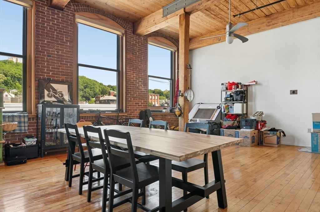 1 Envelope Terrace, Unit 202 Worcester, MA 01604 - Photo 21 of 39