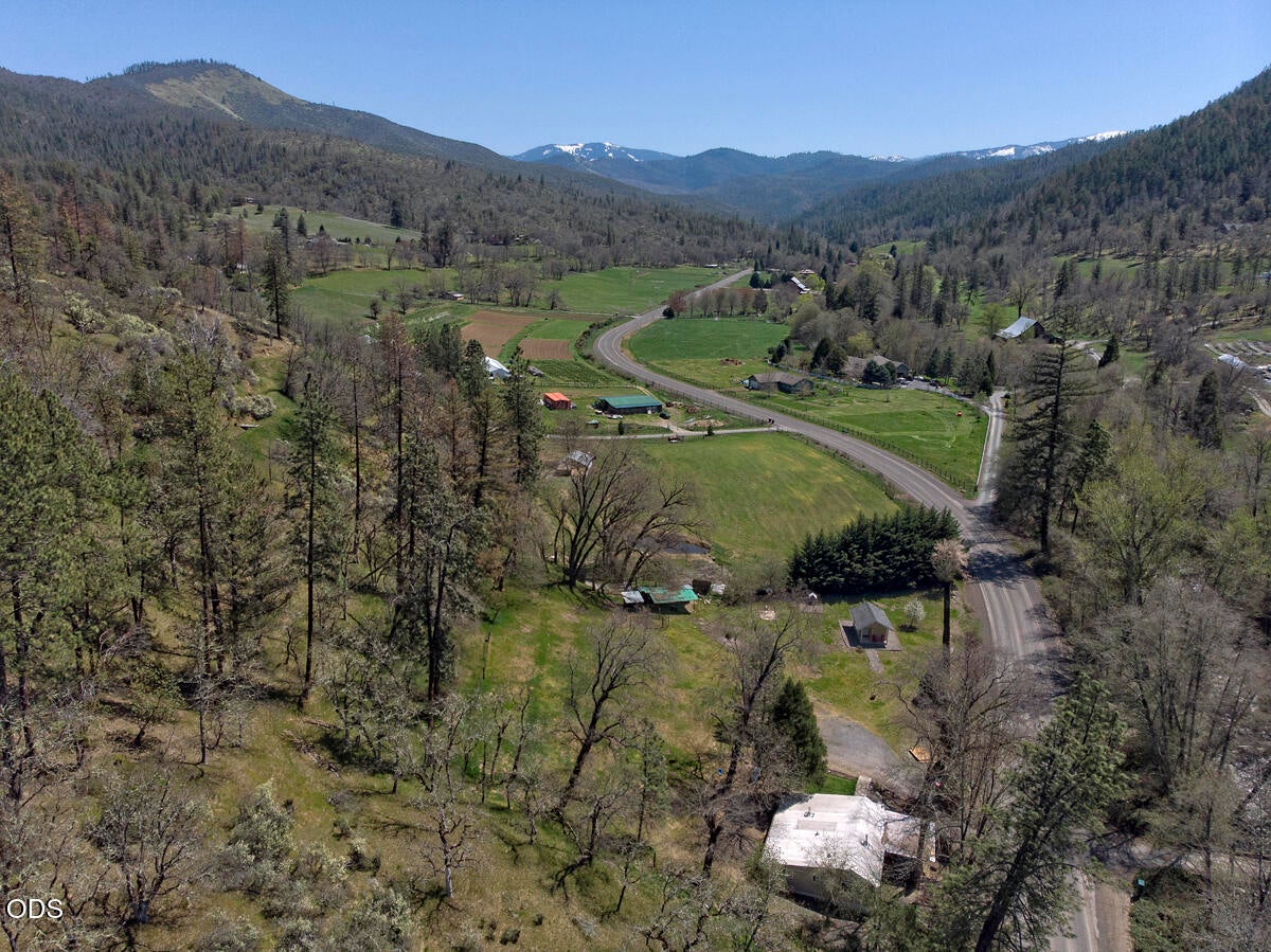 3919 Little Applegate Road Jacksonville, OR 97530 - Photo 32 of 38 Gallery Image 32