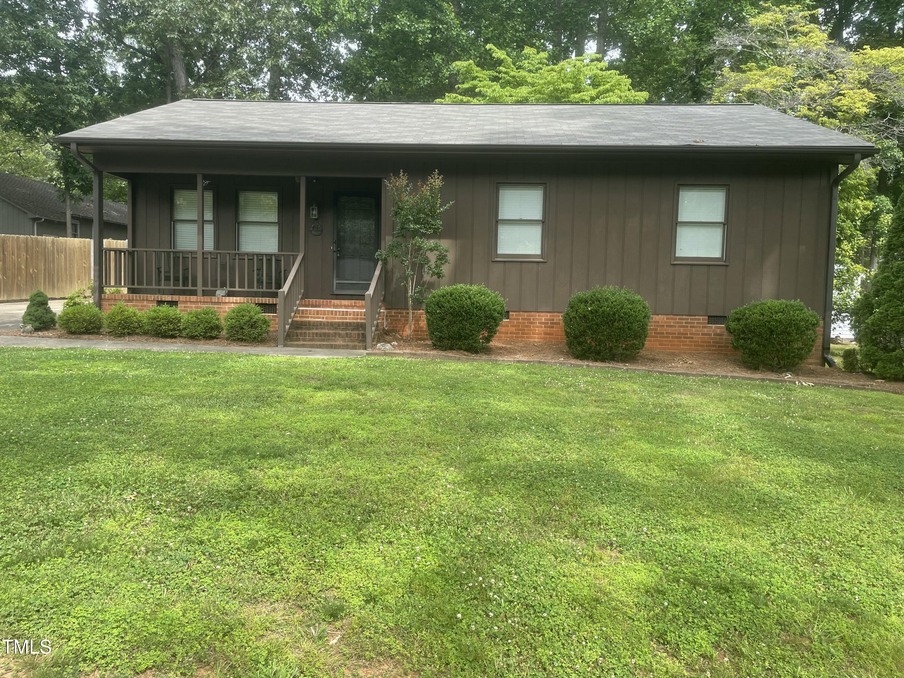 1913 Rendall Street Burlington, NC 27215 - Photo 2 of 23 Front View