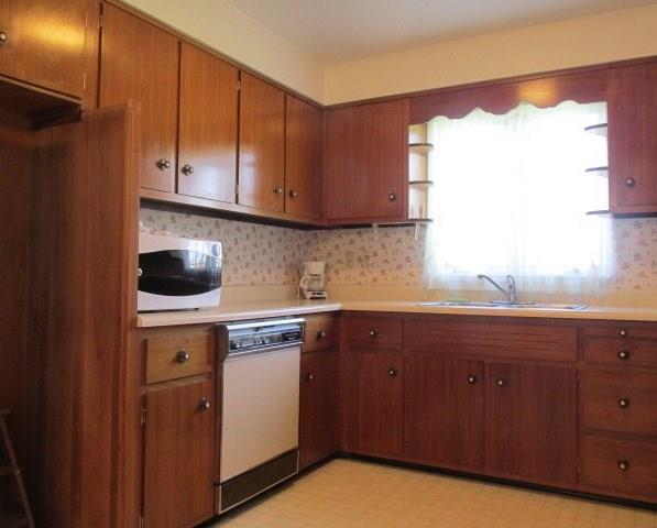 1241 Mission Road Latrobe, PA 15650 - Photo 7 of 23 Gallery Image 7