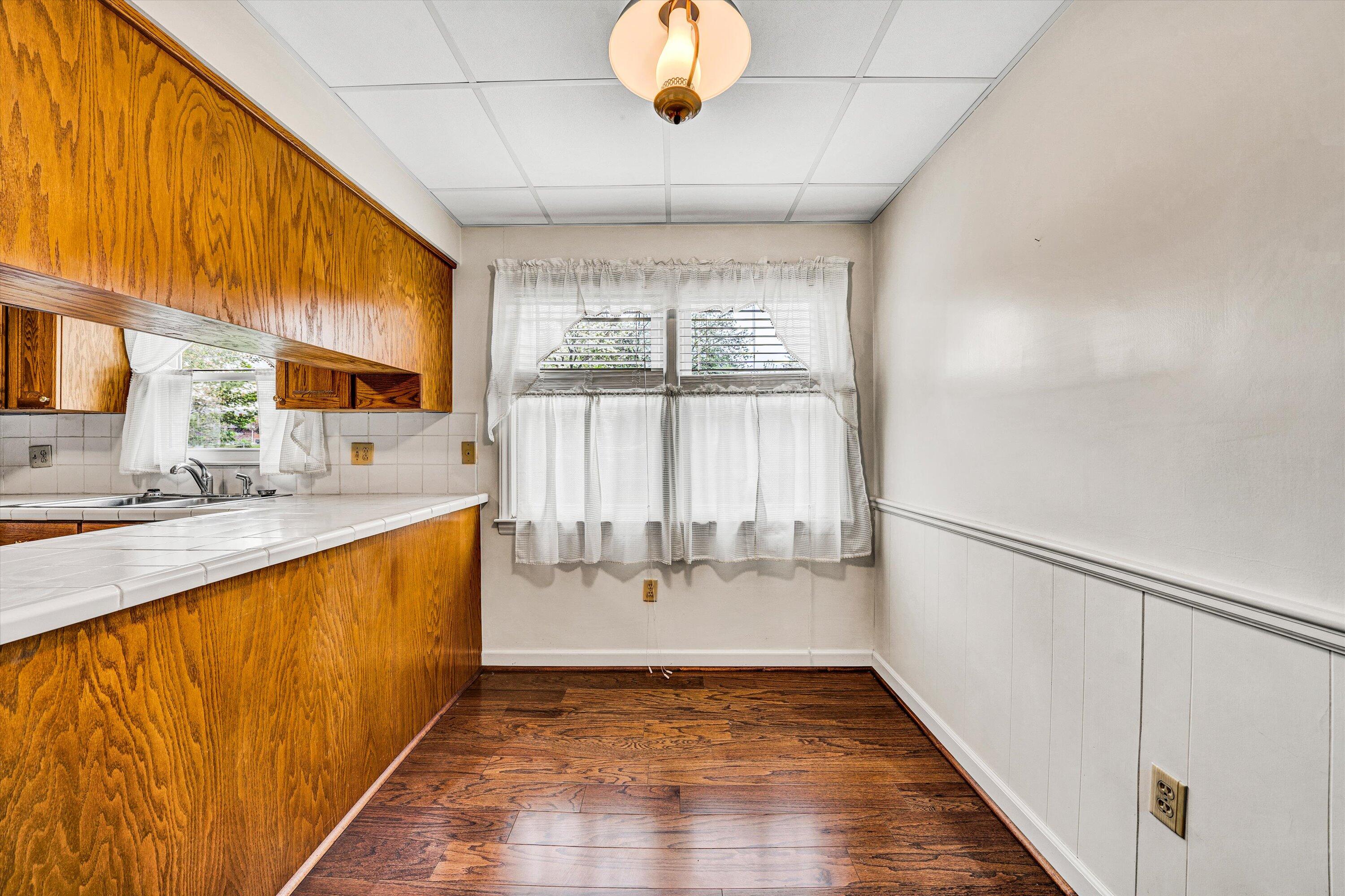 2146 Feather Road Vinton, VA 24179 - Photo 12 of 36 12-DSC00061