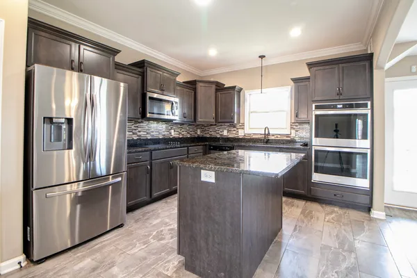 $2,230 | 502 Low Country Court, Clarksville, TN 37042