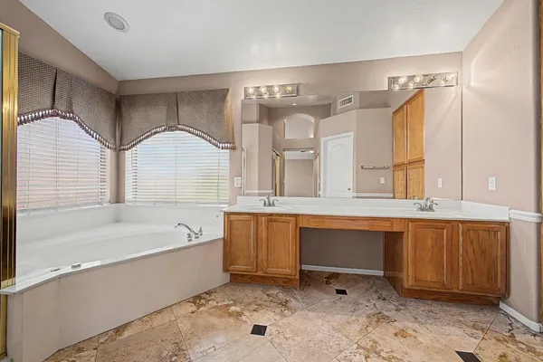 $3,500 | 6772 West Sonnet Drive, Glendale, AZ 85308