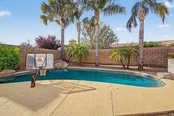 $3,500 | 6772 West Sonnet Drive, Glendale, AZ 85308