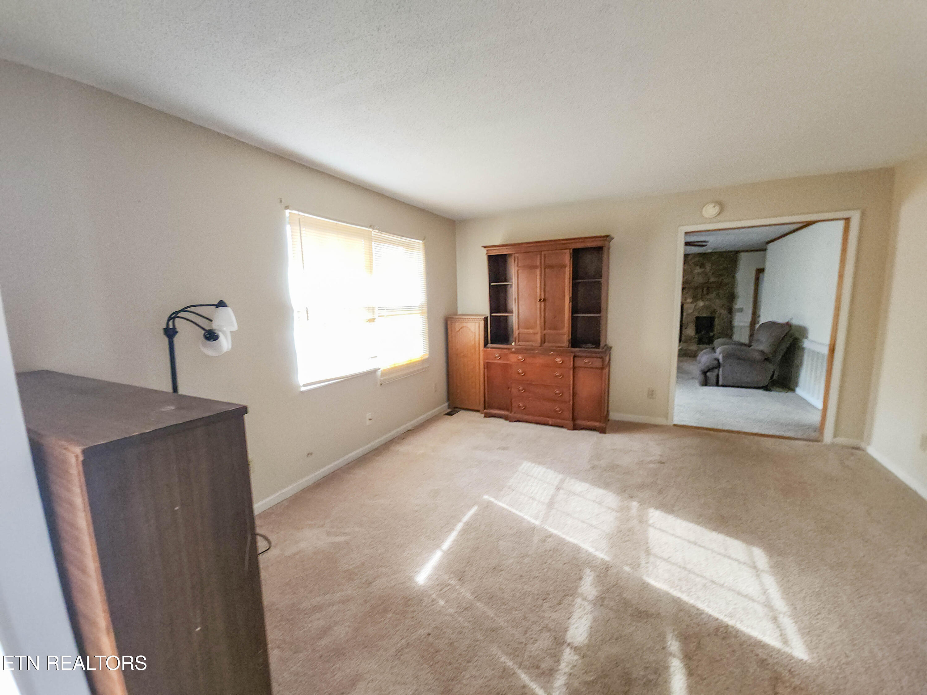 4225 Inisbrook Way Knoxville, TN 37938 - Photo 8 of 19 4225 inisbrook living3