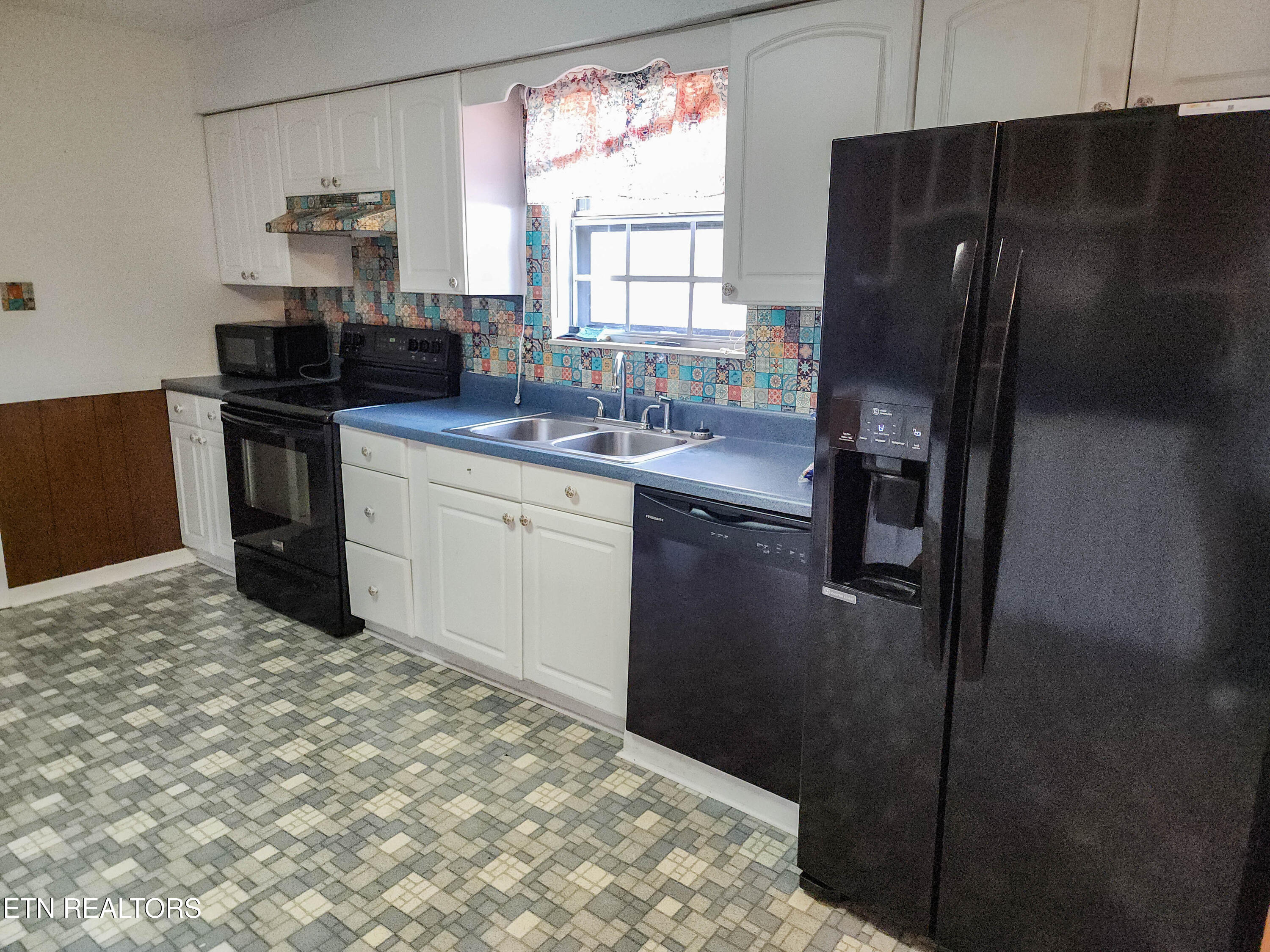 4225 Inisbrook Way Knoxville, TN 37938 - Photo 10 of 19 4225 inisbrook kitch