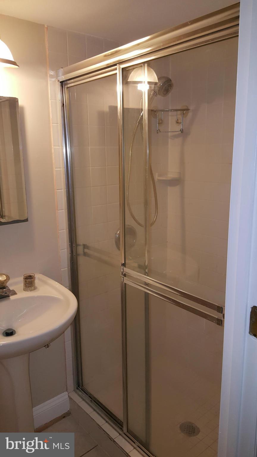 8327 Windfall Road Springfield, VA 22153 - Photo 16 of 16 Bath