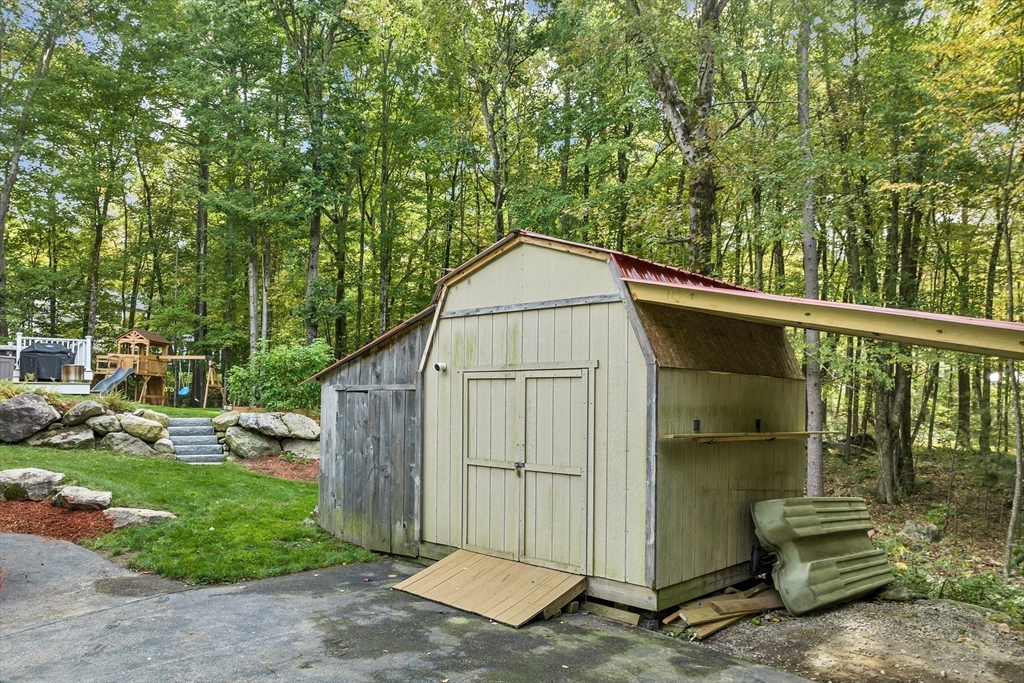 15 Mountain Road Brookline, NH 03033 - Photo 11 of 35 Gallery Image 11