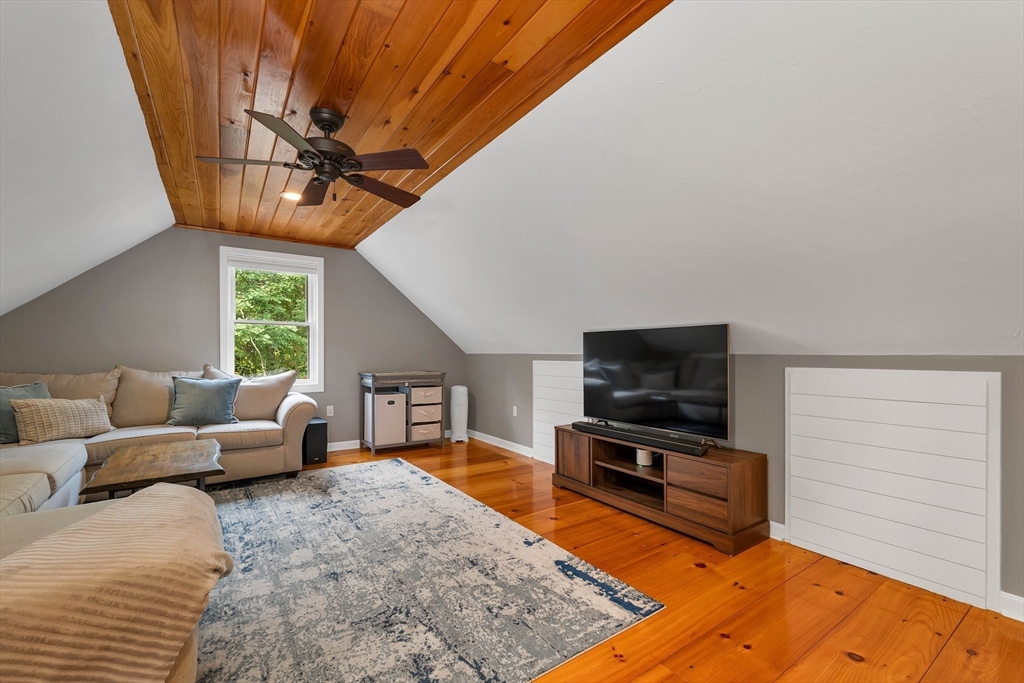 15 Mountain Road Brookline, NH 03033 - Photo 24 of 35 Gallery Image 24