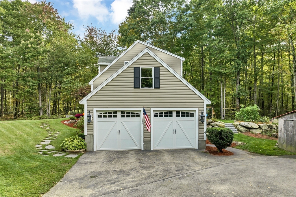 15 Mountain Road Brookline, NH 03033 - Photo 4 of 35 Gallery Image 4
