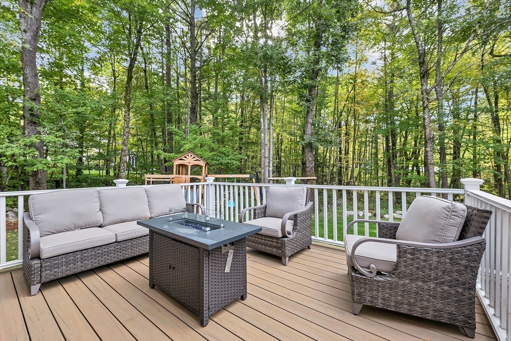 15 Mountain Road Brookline, NH 03033 - Photo 10 of 35 Gallery Image 10