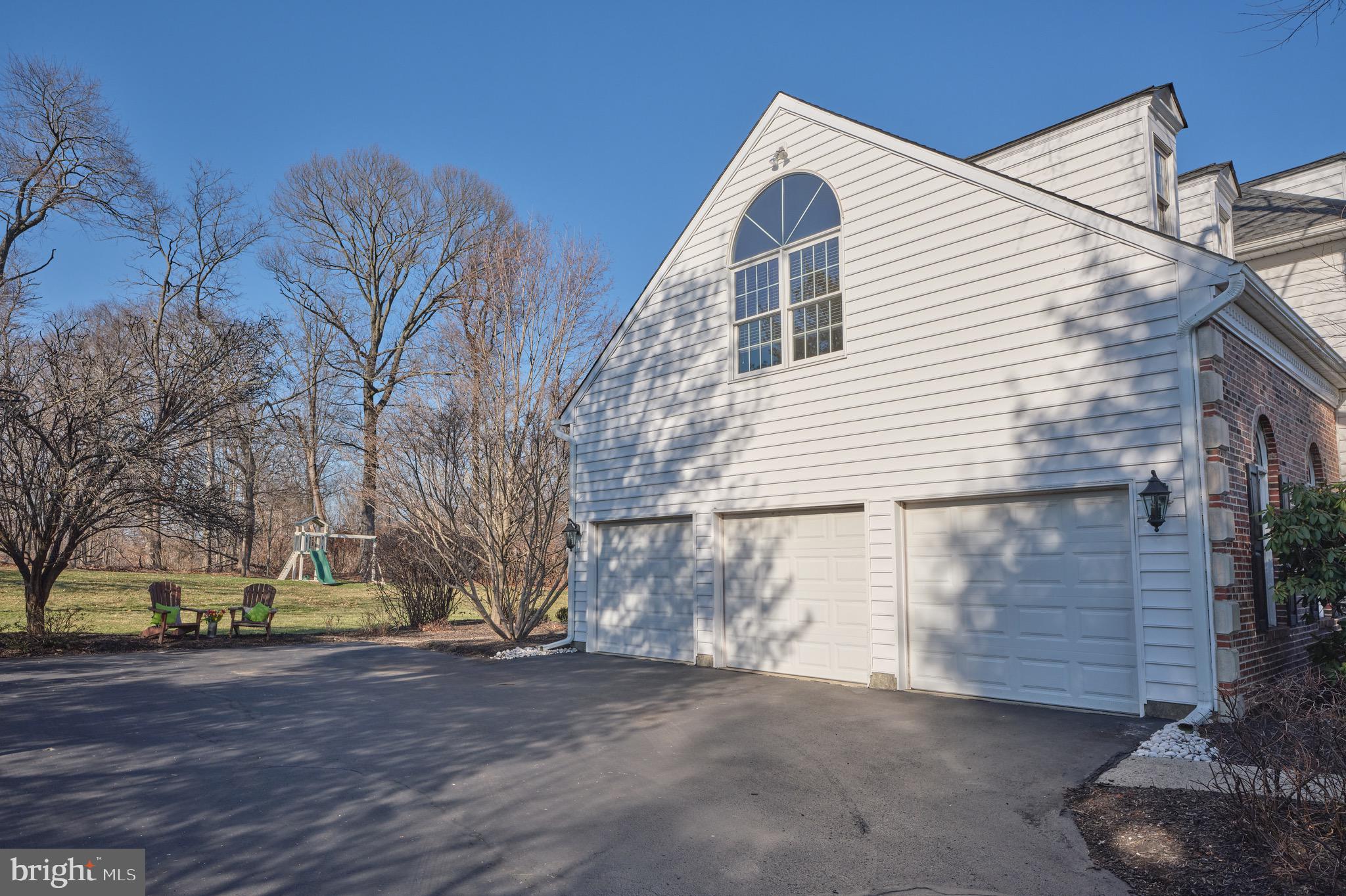 1052 South Kimbles Road Yardley, PA 19067 - Photo 63 of 74 Plenty of parking