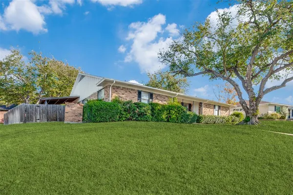 $575,000 | 3707 High Vista Drive, Dallas, TX 75244