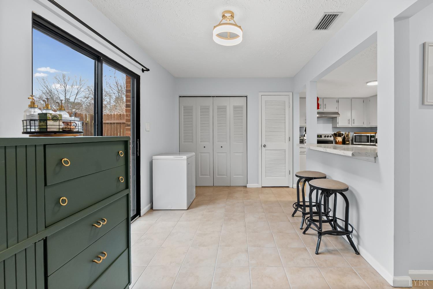 20 Cape Henry Court Lynchburg, VA 24502 - Photo 9 of 34 a view of a livingroom with furniture and windows