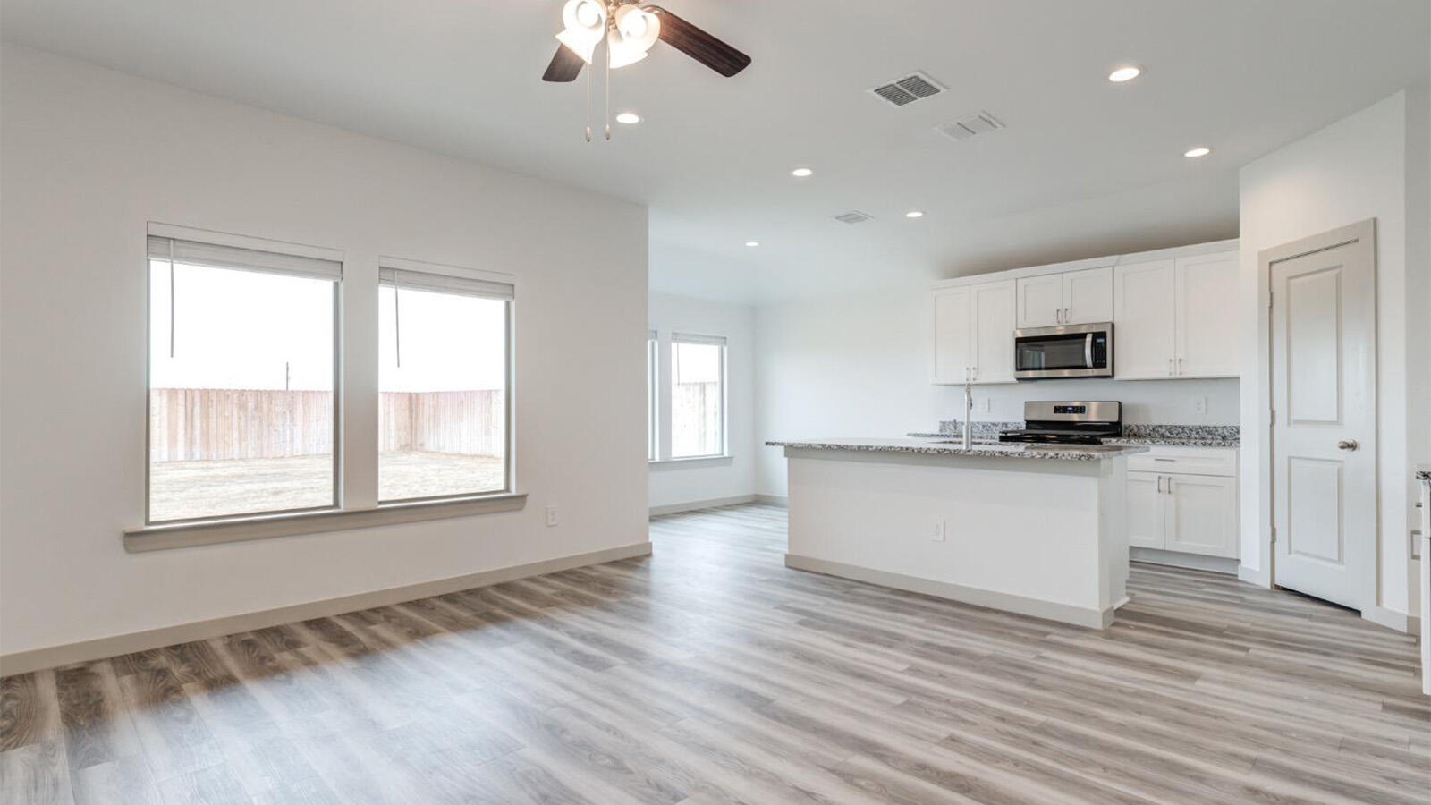 2333 149th Street Lubbock, TX 79423 - Photo 3 of 9 13 - Living room facing dining room